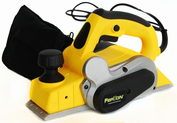 Cepillo electrico 82X2/900W Ferton profesional